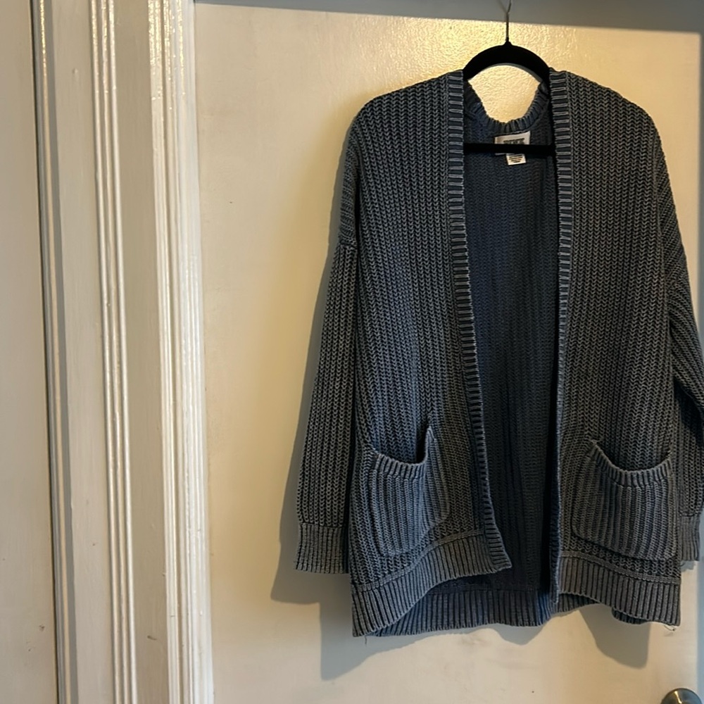 Ladies long Shell blue Sweater excellent condition